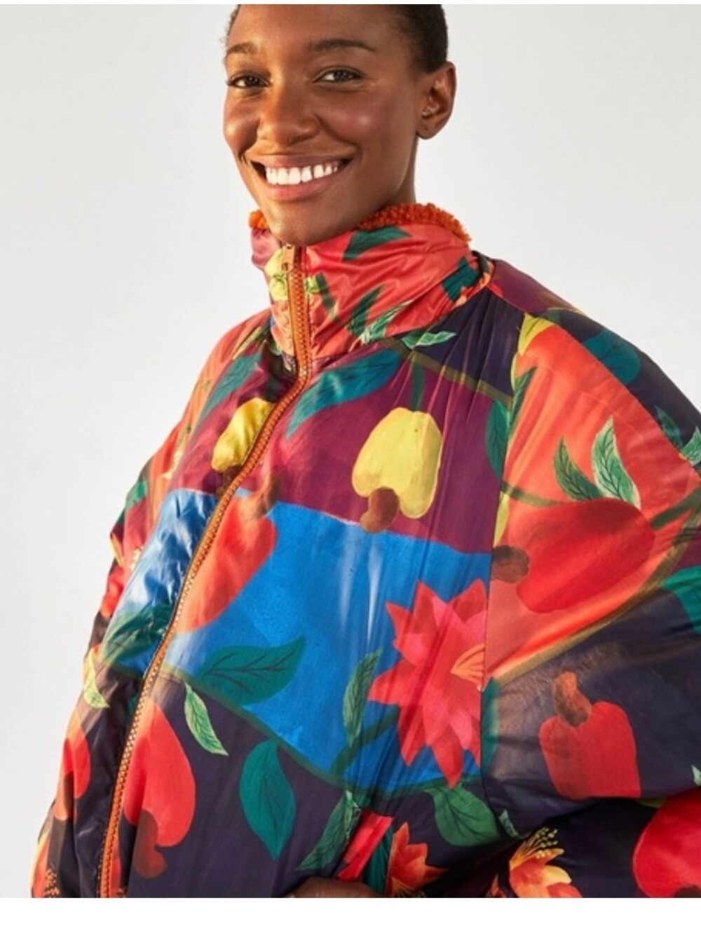 FarmRio Lucy floral puffer XL reversible - Picture 3 of 6